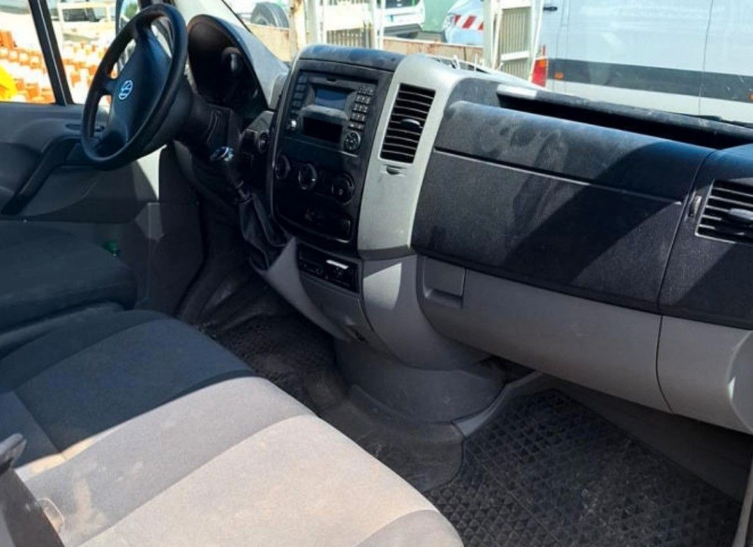 Volkswagen Crafter Kasten 35 mittel L2H2 Hochdach Klima - Panel van: picture 5 Volkswagen Crafter Kasten 35 mittel L2H2 Hochdach Klima - Panel van: picture 5