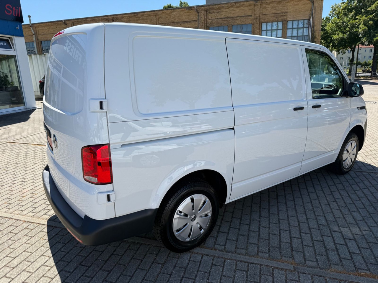 Volkswagen T6 Kasten Kombi Klima Tempomat DAB Radio 3 Sitze - Passenger van: picture 4 Volkswagen T6 Kasten Kombi Klima Tempomat DAB Radio 3 Sitze - Passenger van: picture 4