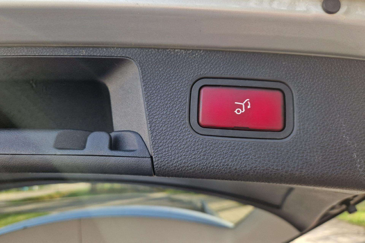 Car Mercedes-Benz GLK350: picture 13