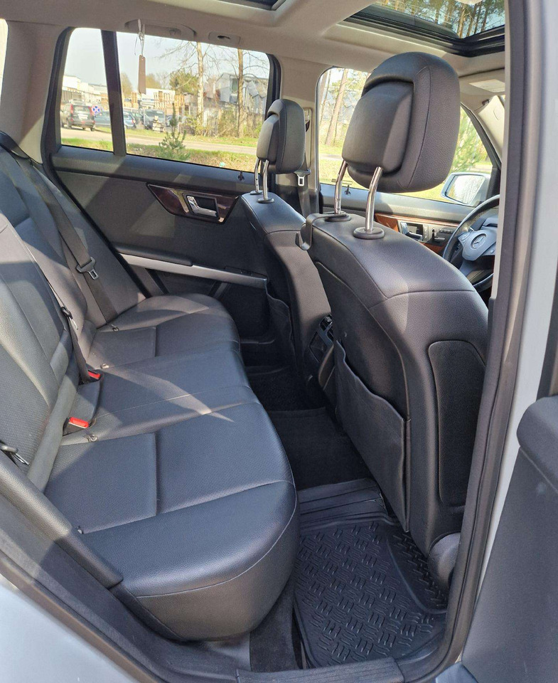 Car Mercedes-Benz GLK350: picture 8