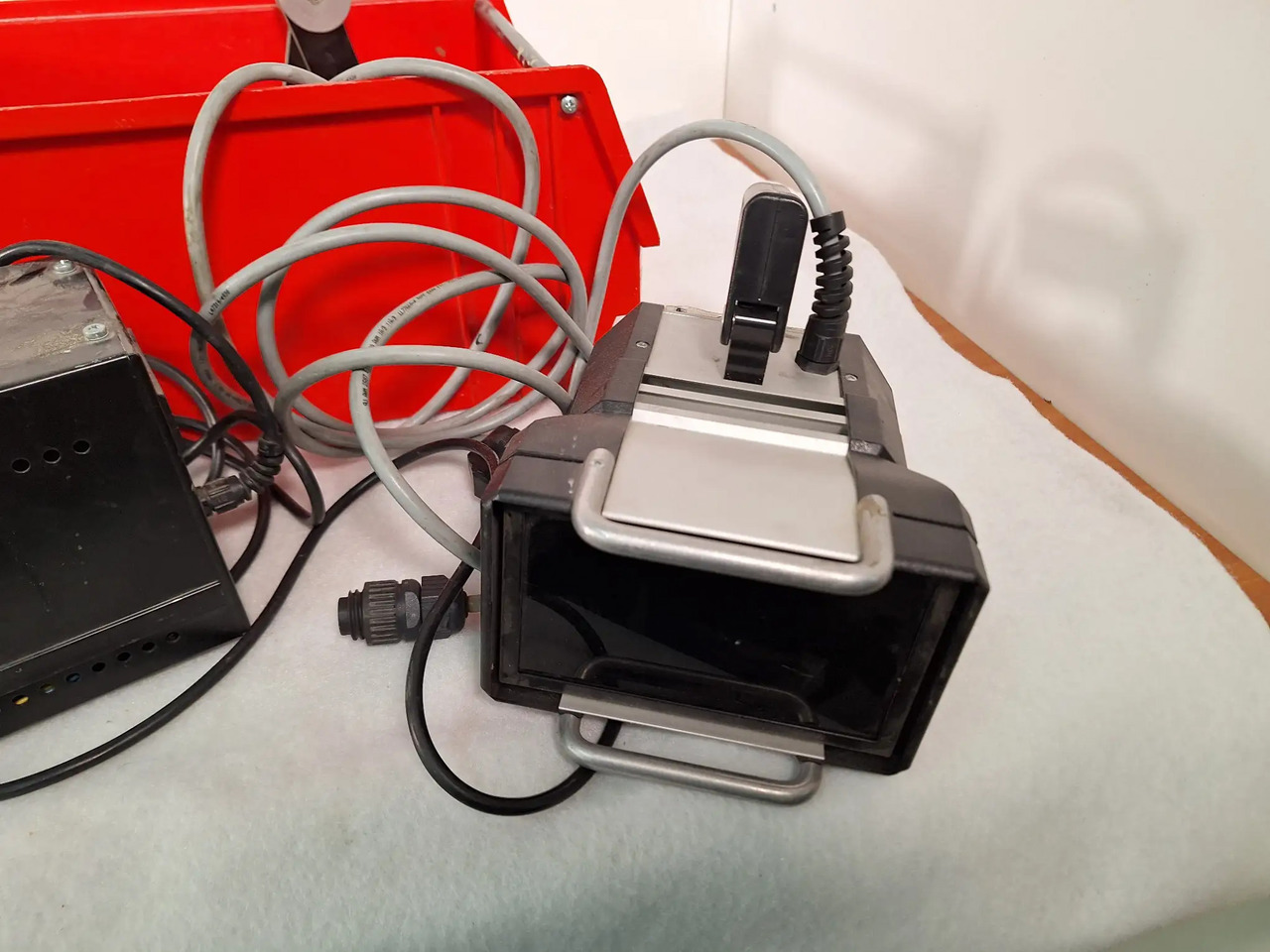 1 Stk. UV-Handstrahler - Tool/ Equipment: picture 2 1 Stk. UV-Handstrahler - Tool/ Equipment: picture 2