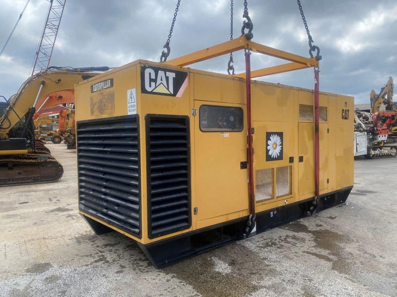 Caterpillar 900 KVA NVT - Generator set: picture 2 Caterpillar 900 KVA NVT - Generator set: picture 2
