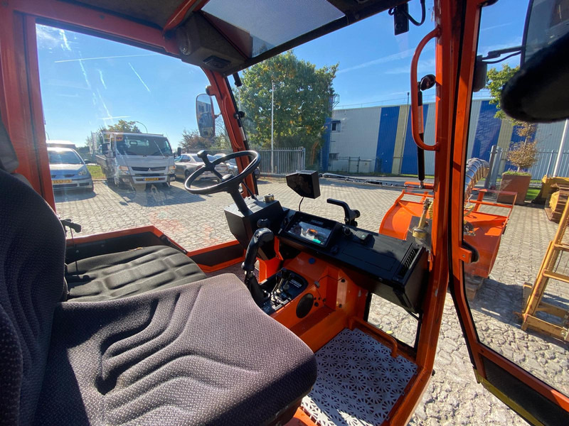 Holder C3.42 NVT - Snow removal vehicle: picture 5 Holder C3.42 NVT - Snow removal vehicle: picture 5