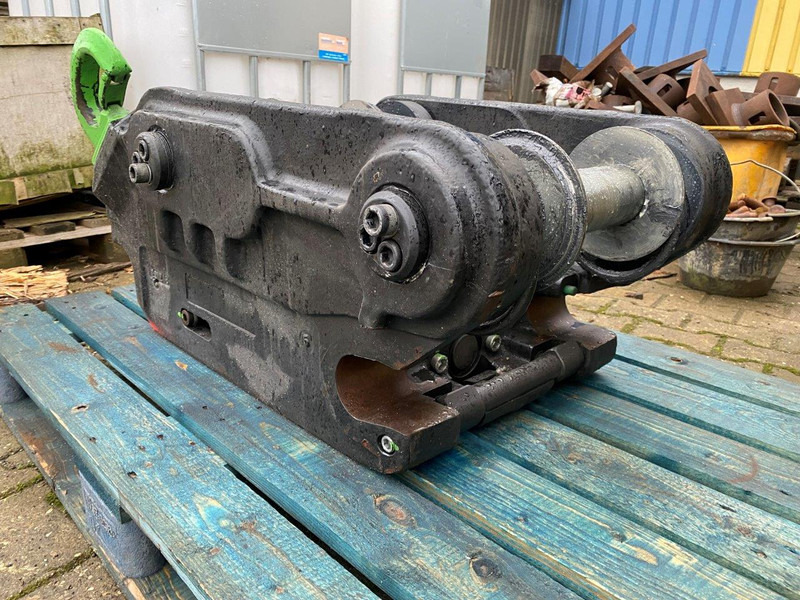 STEELWRIST QC S70 (OQ70) - Quick coupler: picture 3 STEELWRIST QC S70 (OQ70) - Quick coupler: picture 3