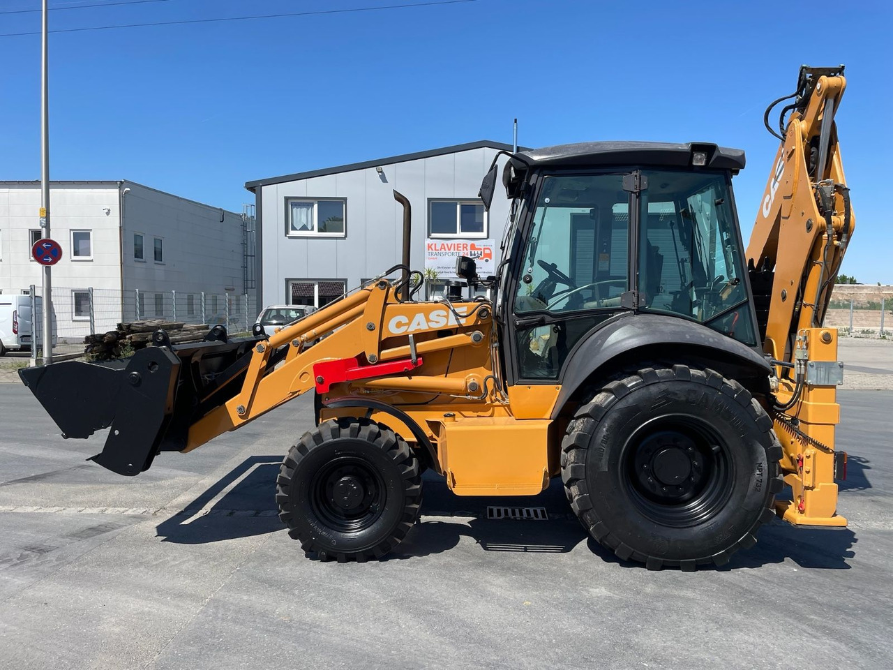 Case 580ST Baggerlader/7597h/72kW/4x4/AC - Backhoe loader: picture 3 Case 580ST Baggerlader/7597h/72kW/4x4/AC - Backhoe loader: picture 3