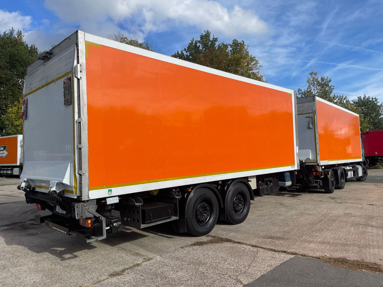 Mercedes-Benz Actros 2543 6x2 Kühlkoffer/CARRIER/NLA/LBW/ACEU6 - Refrigerator truck: picture 5 Mercedes-Benz Actros 2543 6x2 Kühlkoffer/CARRIER/NLA/LBW/ACEU6 - Refrigerator truck: picture 5