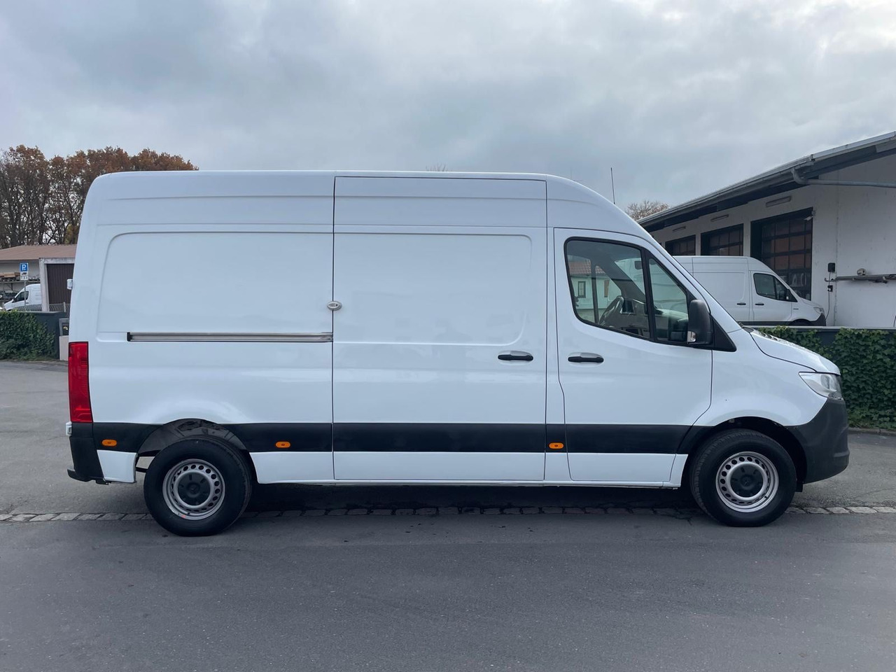 Panel van, Electric van Mercedes-Benz eSprinter L2H2 Kastenwagen/47KW/AC/Kamera: picture 9 Panel van, Electric van Mercedes-Benz eSprinter L2H2 Kastenwagen/47KW/AC/Kamera: picture 9