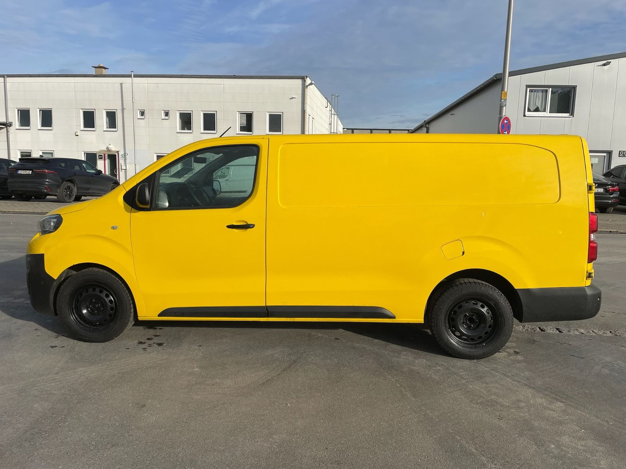 Peugeot Expert Box Pro L3 / 2.0 Blue HDI / More units - Small van: picture 4 Peugeot Expert Box Pro L3 / 2.0 Blue HDI / More units - Small van: picture 4