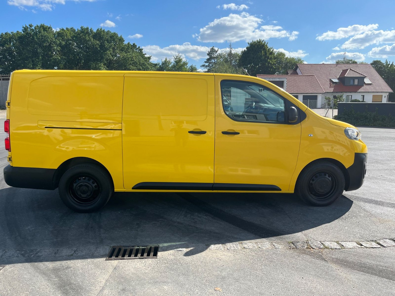 Peugeot Expert Box Pro L3 / 2.0 Blue HDI / More units - Small van: picture 5 Peugeot Expert Box Pro L3 / 2.0 Blue HDI / More units - Small van: picture 5