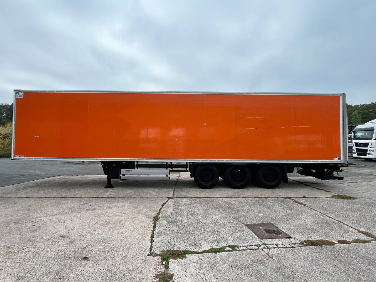 Schmitz Cargobull SCB*S3B/CARRIER/Vector1550/LBW/BÄR/2347h/13,4m - Closed box semi-trailer: picture 3 Schmitz Cargobull SCB*S3B/CARRIER/Vector1550/LBW/BÄR/2347h/13,4m - Closed box semi-trailer: picture 3