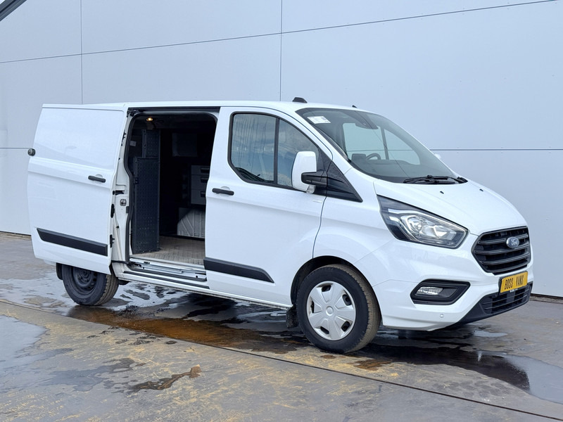 Ford Transit Custom 2.0 TDCi L1H1 Automaat L1H1 Dubbele Schuifdeuren Airco Cruise Control Camera Navigatie Trekhaak Stoelverwarming Parkeersensoren voor achter - Small van: picture 5 Ford Transit Custom 2.0 TDCi L1H1 Automaat L1H1 Dubbele Schuifdeuren Airco Cruise Control Camera Navigatie Trekhaak Stoelverwarming Parkeersensoren voor achter - Small van: picture 5
