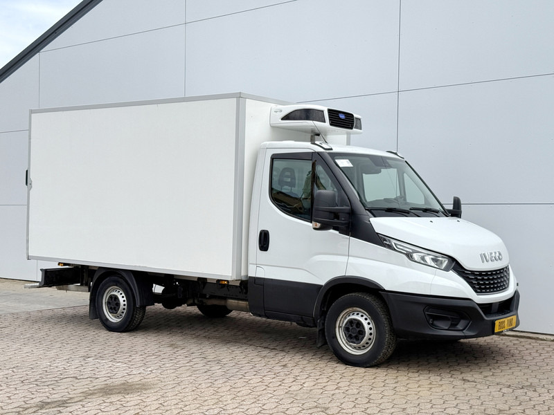 Iveco Daily 35S14 2.3 Automaat Climate Control Cruise Control Camera Standkachel Kuhlkoffer Koelwagen - Refrigerated van: picture 4 Iveco Daily 35S14 2.3 Automaat Climate Control Cruise Control Camera Standkachel Kuhlkoffer Koelwagen - Refrigerated van: picture 4