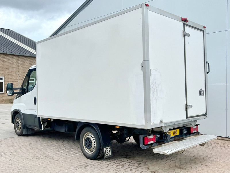 Iveco Daily 35S14 2.3 Automaat Koel/vrieswagen Kühlkoffer Carrier-20°C Climate Control Cruise Control Camera - Refrigerated van: picture 2 Iveco Daily 35S14 2.3 Automaat Koel/vrieswagen Kühlkoffer Carrier-20°C Climate Control Cruise Control Camera - Refrigerated van: picture 2