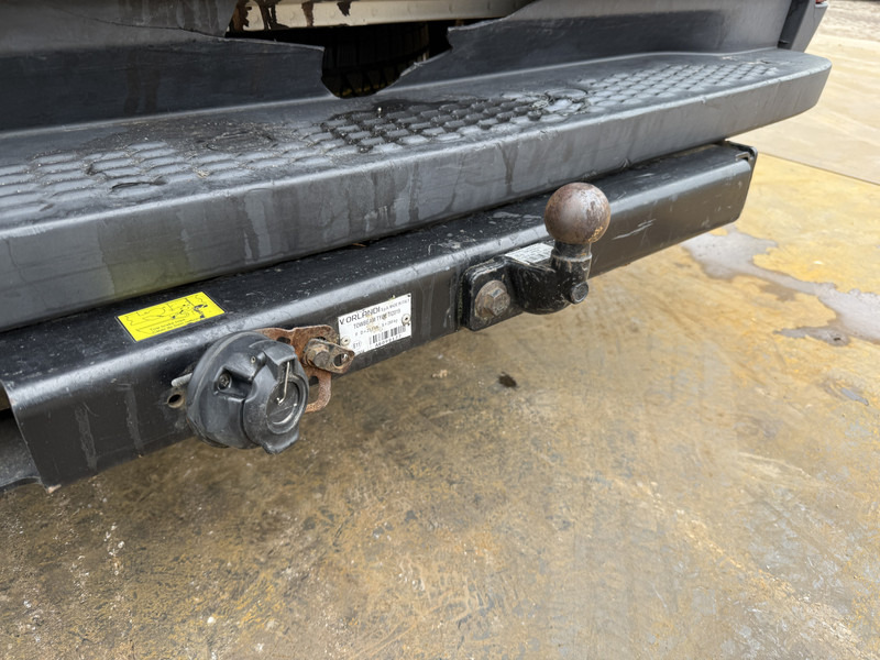 Panel van Iveco Daily 35S14 2.3 L3H2 Climate Control Cruise Control Trekhaak Imperiaal: picture 17 Panel van Iveco Daily 35S14 2.3 L3H2 Climate Control Cruise Control Trekhaak Imperiaal: picture 17