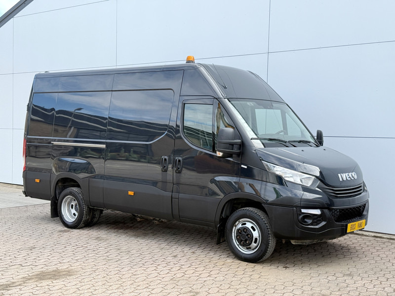 Iveco Daily 50C18 3.0 3.0 Automaat Luchtvering Dubbellucht L2H2 Climate Control Cruise Control Trekhaak Camera - Panel van: picture 4 Iveco Daily 50C18 3.0 3.0 Automaat Luchtvering Dubbellucht L2H2 Climate Control Cruise Control Trekhaak Camera - Panel van: picture 4