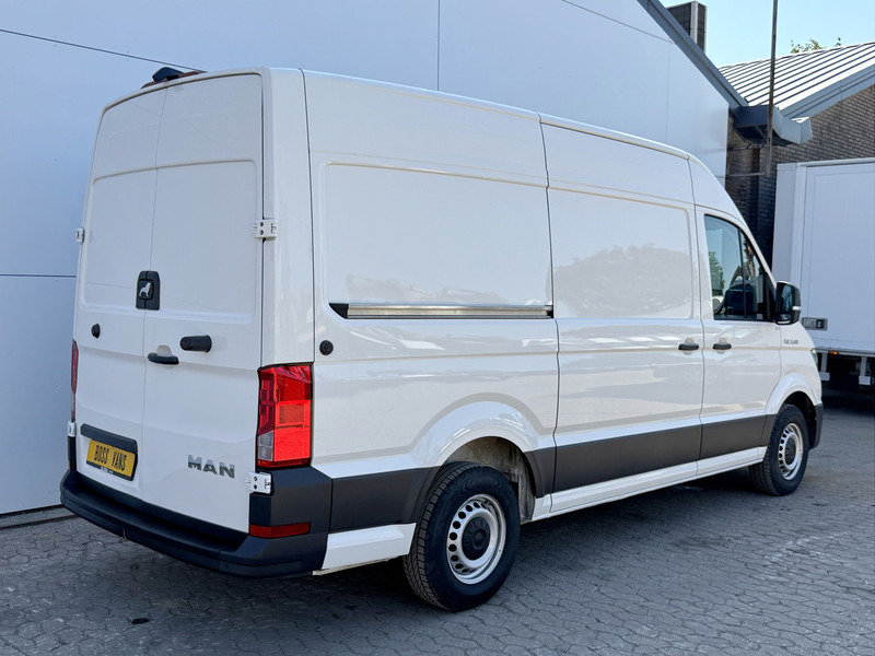 MAN TGE 3.140 2.0 TDI Automaat L3H3 Airco Cruise Control Apple Carplay Camera Parkeersensoren voor achter - Panel van: picture 3 MAN TGE 3.140 2.0 TDI Automaat L3H3 Airco Cruise Control Apple Carplay Camera Parkeersensoren voor achter - Panel van: picture 3