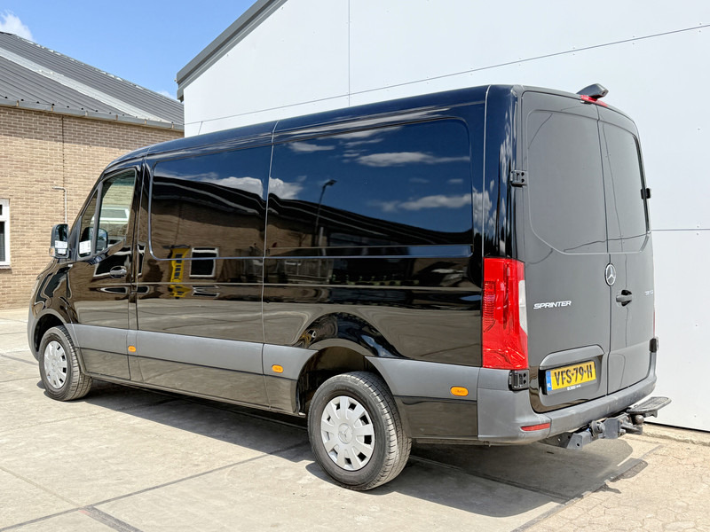 Mercedes-Benz Sprinter 316 CDI Automaat L2H1 Climate Control Cruise Control Camera Trekhaak 3.5 Ton Trekgewicht - Panel van: picture 2 Mercedes-Benz Sprinter 316 CDI Automaat L2H1 Climate Control Cruise Control Camera Trekhaak 3.5 Ton Trekgewicht - Panel van: picture 2