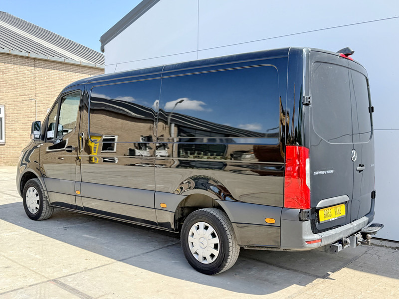 Mercedes-Benz Sprinter 316 CDI Automaat L2H1 Climate Control Cruise Control Camera Trekhaak 3.5 Ton Trekgewicht - Panel van: picture 2 Mercedes-Benz Sprinter 316 CDI Automaat L2H1 Climate Control Cruise Control Camera Trekhaak 3.5 Ton Trekgewicht - Panel van: picture 2
