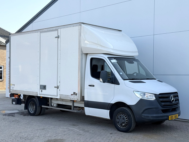 Mercedes-Benz Sprinter 514 2.2 CDI Dubbellucht Laadklep Airco Cruise Control Bakwagen Meubelbak Koffer - Box van: picture 4 Mercedes-Benz Sprinter 514 2.2 CDI Dubbellucht Laadklep Airco Cruise Control Bakwagen Meubelbak Koffer - Box van: picture 4