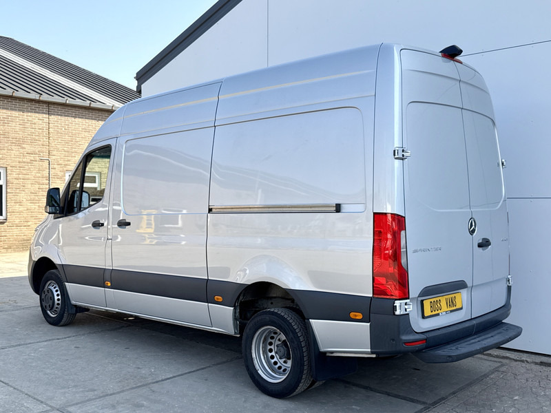 Mercedes-Benz Sprinter 516 2.2 CDI L2H2 Dubbellucht Dubbele Schuif Climate Control Carplay Stoelverwarming Parkeersensoren voor achter - Panel van: picture 3 Mercedes-Benz Sprinter 516 2.2 CDI L2H2 Dubbellucht Dubbele Schuif Climate Control Carplay Stoelverwarming Parkeersensoren voor achter - Panel van: picture 3