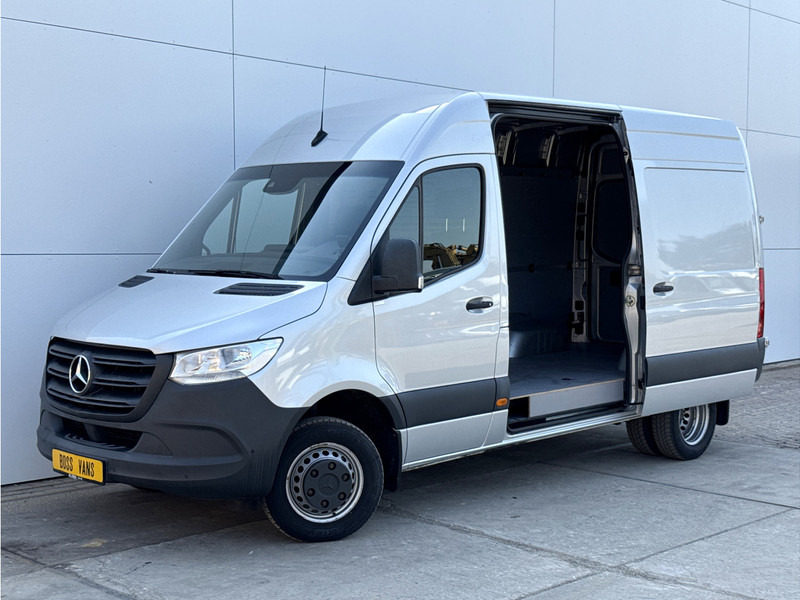 Mercedes-Benz Sprinter 516 2.2 CDI L2H2 Dubbellucht Dubbele Schuif Climate Control Carplay Stoelverwarming Parkeersensoren voor achter - Panel van: picture 2 Mercedes-Benz Sprinter 516 2.2 CDI L2H2 Dubbellucht Dubbele Schuif Climate Control Carplay Stoelverwarming Parkeersensoren voor achter - Panel van: picture 2