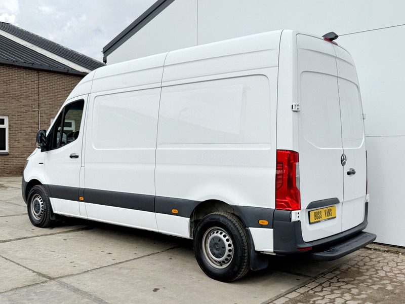 Mercedes-Benz eSprinter 312 L2H2 Elektrisch 55kWh 116pk 143km WLTP Climate Control Stoelverwarming - Panel van, Electric van: picture 2 Mercedes-Benz eSprinter 312 L2H2 Elektrisch 55kWh 116pk 143km WLTP Climate Control Stoelverwarming - Panel van, Electric van: picture 2