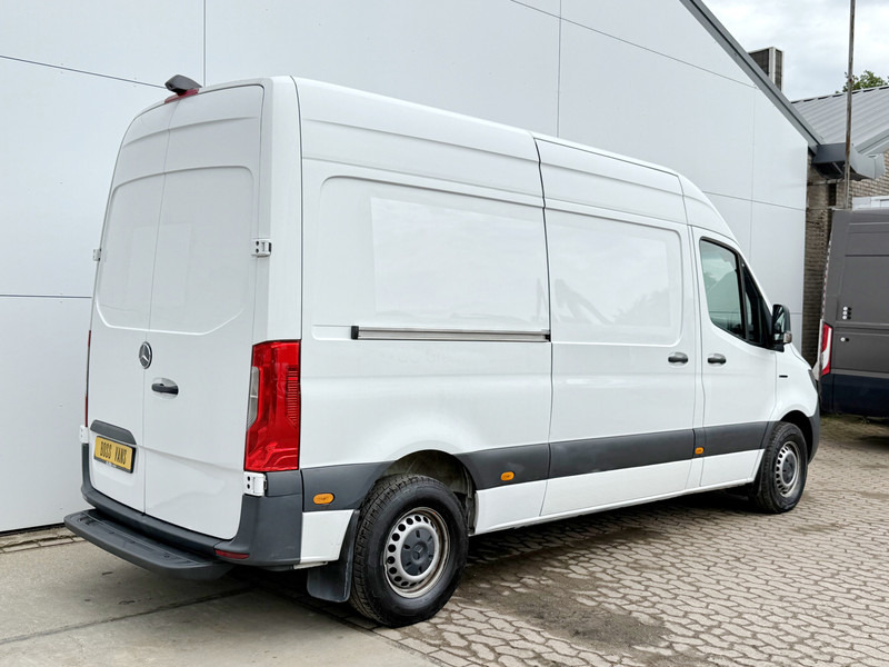 Mercedes-Benz eSprinter 312 L2H2 Elektrisch 55kWh 116pk 143km WLTP Climate Control Stoelverwarming - Panel van, Electric van: picture 3 Mercedes-Benz eSprinter 312 L2H2 Elektrisch 55kWh 116pk 143km WLTP Climate Control Stoelverwarming - Panel van, Electric van: picture 3
