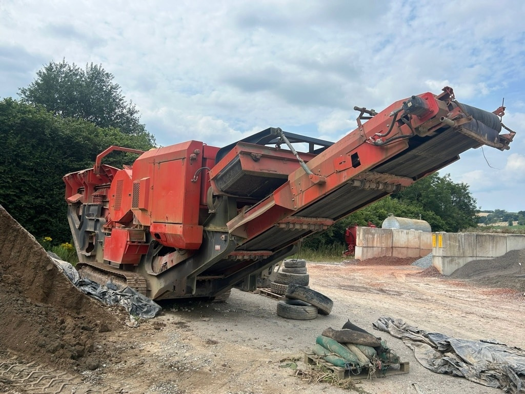 Finlay J 1160 - Mobile crusher: picture 2 Finlay J 1160 - Mobile crusher: picture 2