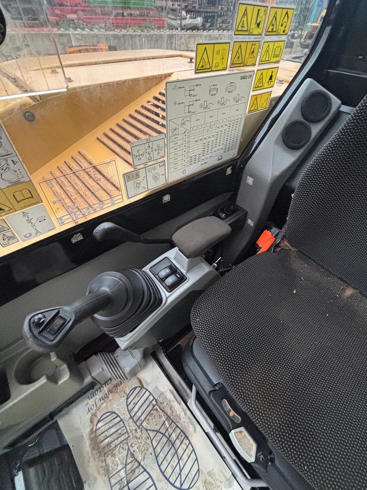 Mini excavator CAT 308E2: picture 17 Mini excavator CAT 308E2: picture 17