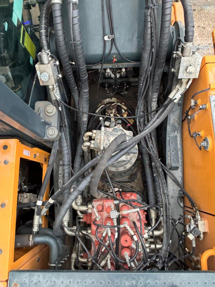 Leasing of  Hyundai HX380AL Hyundai HX380AL: picture 15