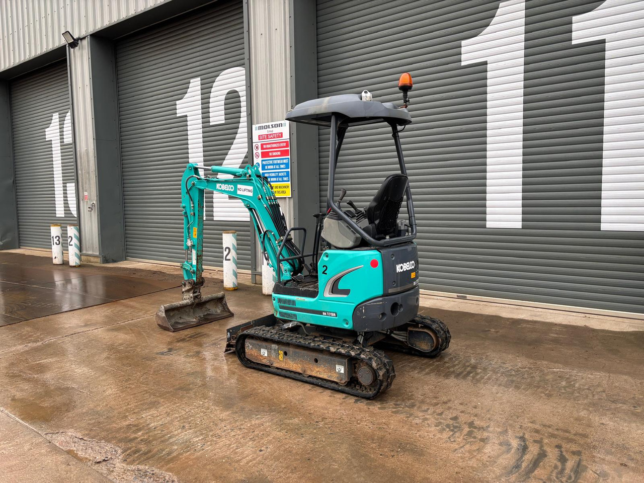 Kobelco SK17SR-3E - Mini excavator: picture 3 Kobelco SK17SR-3E - Mini excavator: picture 3