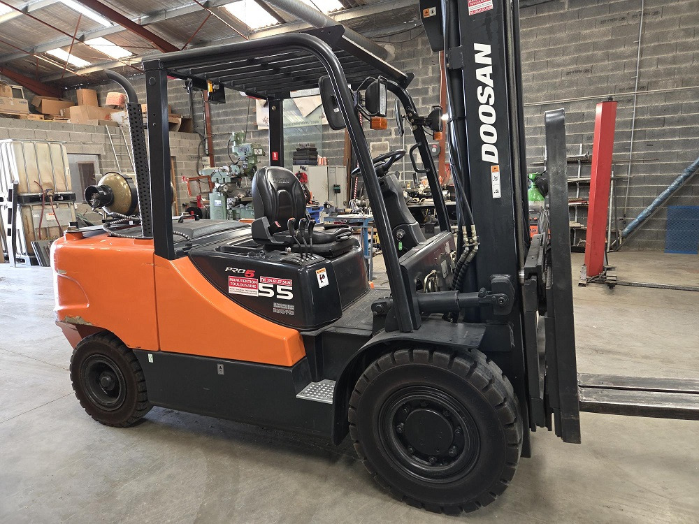 DOOSAN G55C-5 - LPG forklift: picture 1 DOOSAN G55C-5 - LPG forklift: picture 1