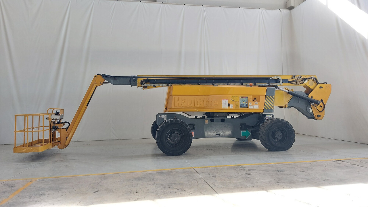 HAULOTTE HA 32PX - Articulated boom: picture 1 HAULOTTE HA 32PX - Articulated boom: picture 1