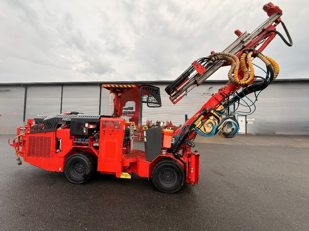 Sandvik DD212 - Drilling rig: picture 1 Sandvik DD212 - Drilling rig: picture 1