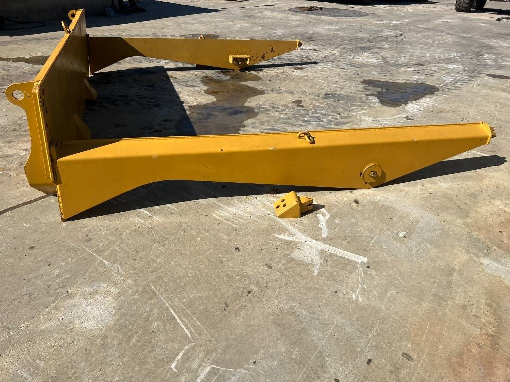 CAT TAILGATE CAT 735 - Tipper body: picture 4 CAT TAILGATE CAT 735 - Tipper body: picture 4