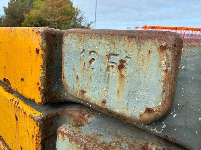 Liebherr Ballastplatten /Counterweight plates Liebherr LTM - Loader crane for Construction machinery: picture 3 Liebherr Ballastplatten /Counterweight plates Liebherr LTM - Loader crane for Construction machinery: picture 3