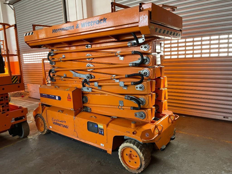 PB S 171-12 E - Scissor lift: picture 1 PB S 171-12 E - Scissor lift: picture 1