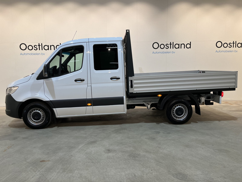 Mercedes-Benz Sprinter 315 CDI L2 RWD DC Dubbel Cabine Open Laadbak / Euro 6 / Trekhaak 3500 KG / Airco / DC 7 Pers. 650 KM !! / BPM VRIJ !! - Flatbed van, Combi van: picture 2 Mercedes-Benz Sprinter 315 CDI L2 RWD DC Dubbel Cabine Open Laadbak / Euro 6 / Trekhaak 3500 KG / Airco / DC 7 Pers. 650 KM !! / BPM VRIJ !! - Flatbed van, Combi van: picture 2