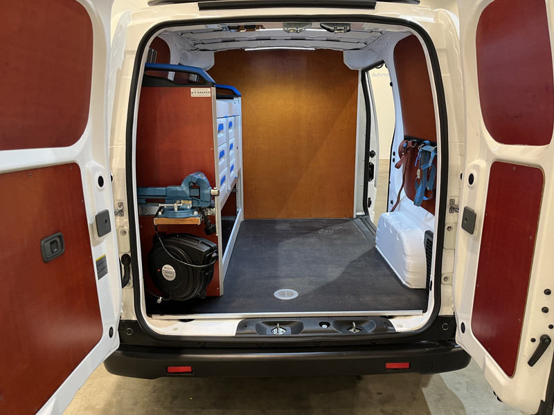 Nissan E-NV200 Business 40 kWh / 100 % Elektrisch / Servicebus / Sortimo Inrichting / Airco / Camera / Navigatie / Cruise Control / 50.000 KM !! - Small van, Electric van: picture 3 Nissan E-NV200 Business 40 kWh / 100 % Elektrisch / Servicebus / Sortimo Inrichting / Airco / Camera / Navigatie / Cruise Control / 50.000 KM !! - Small van, Electric van: picture 3