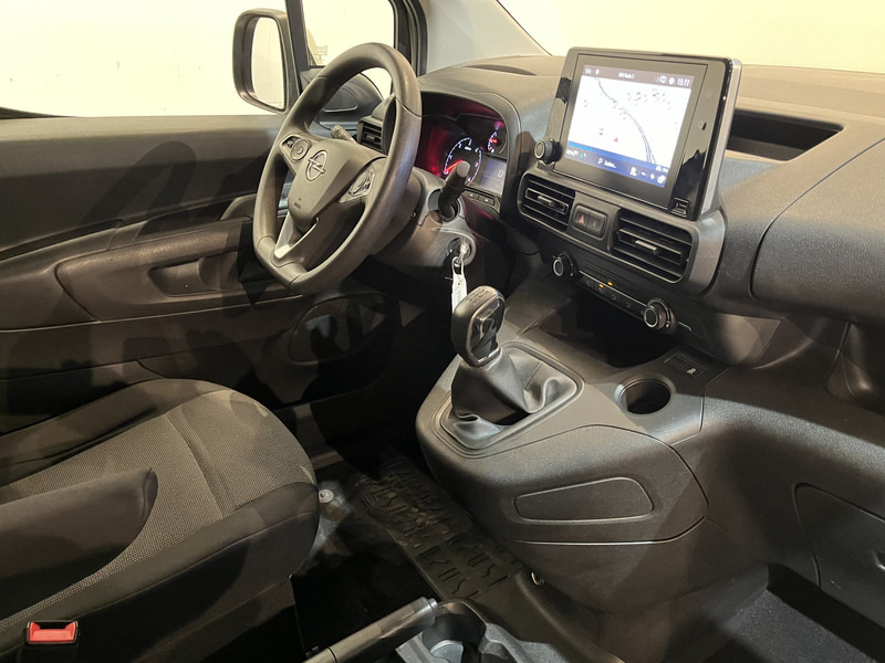 Opel Combo 1.6D L2H1 / Servicebus / Bott Inrichting / Euro 6 / Airco / CarPlay / Cruise Control / Trekhaak / PDC / Navigatie - Small van: picture 3 Opel Combo 1.6D L2H1 / Servicebus / Bott Inrichting / Euro 6 / Airco / CarPlay / Cruise Control / Trekhaak / PDC / Navigatie - Small van: picture 3