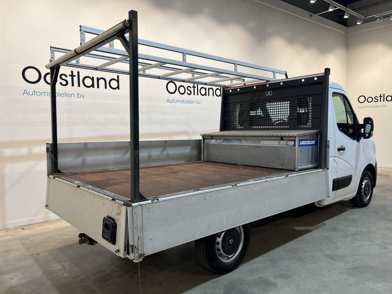Renault Master T35 2.3 dCi 135 PK L2 Open Laadbak / Euro 6 / Airco / CarPlay / Imperiaal / Cruise Control / 11.200 KM !! - Flatbed van: picture 2 Renault Master T35 2.3 dCi 135 PK L2 Open Laadbak / Euro 6 / Airco / CarPlay / Imperiaal / Cruise Control / 11.200 KM !! - Flatbed van: picture 2
