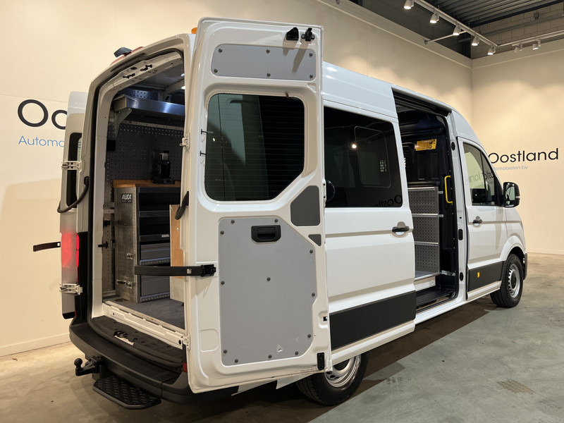 Volkswagen Crafter 35 2.0 TDI L3H3 140 PK RWD Servicebus / Aluca Inrichting / Euro 6 / Trekhaak 3000 KG / Airco / Camera / Navigatie / CarPlay - Panel van: picture 2 Volkswagen Crafter 35 2.0 TDI L3H3 140 PK RWD Servicebus / Aluca Inrichting / Euro 6 / Trekhaak 3000 KG / Airco / Camera / Navigatie / CarPlay - Panel van: picture 2