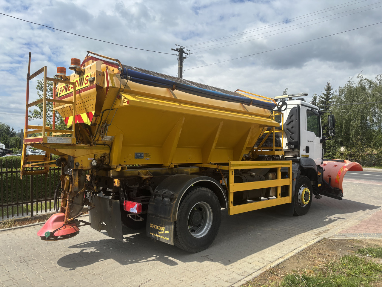 MAN TGM 18.290 4X4BB GRITTER/SPREADER PLOUGH ECON - Snow removal vehicle: picture 4 MAN TGM 18.290 4X4BB GRITTER/SPREADER PLOUGH ECON - Snow removal vehicle: picture 4