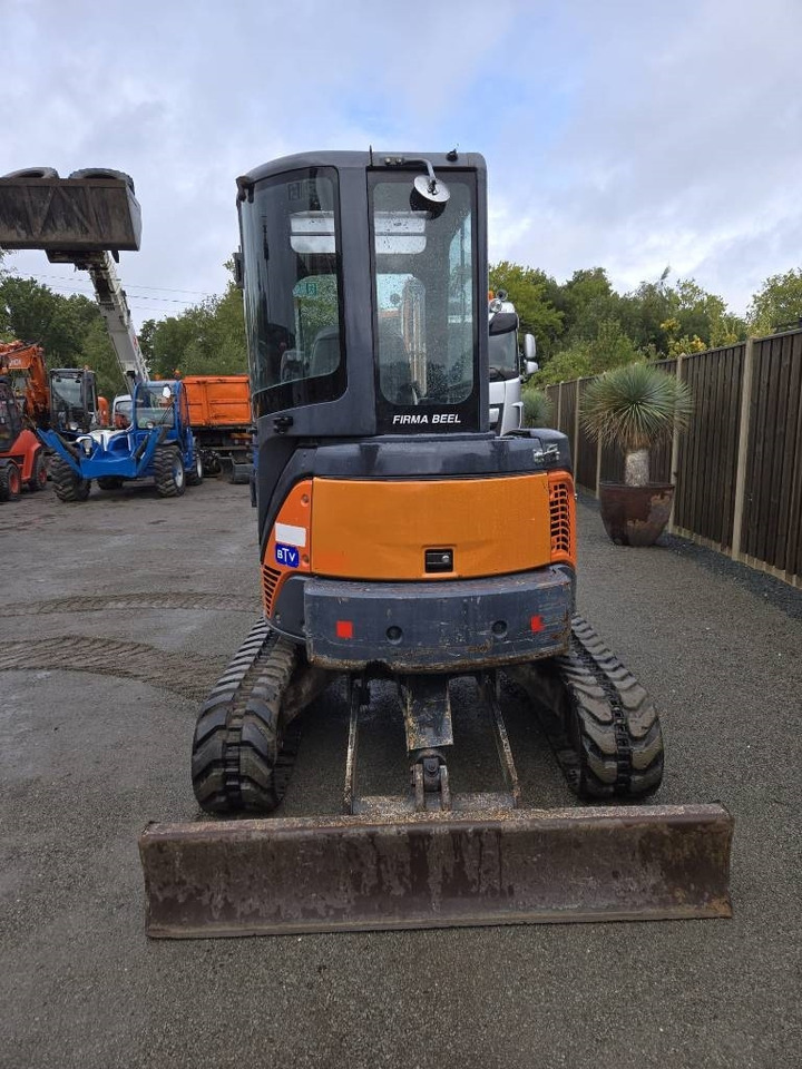 Hitachi ZX 35 U-2 - Mini excavator: picture 3 Hitachi ZX 35 U-2 - Mini excavator: picture 3