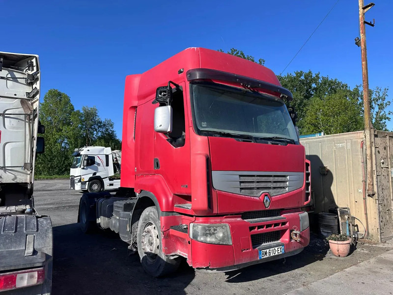 Renault 440 DXI - Tractor unit: picture 2 Renault 440 DXI - Tractor unit: picture 2