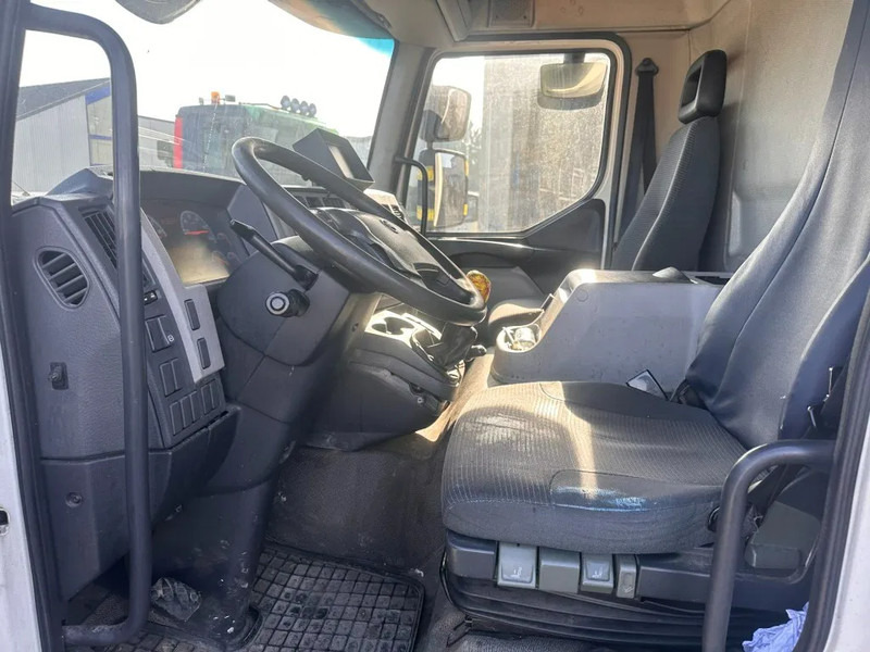 Volvo FE 240 - Box truck: picture 4 Volvo FE 240 - Box truck: picture 4