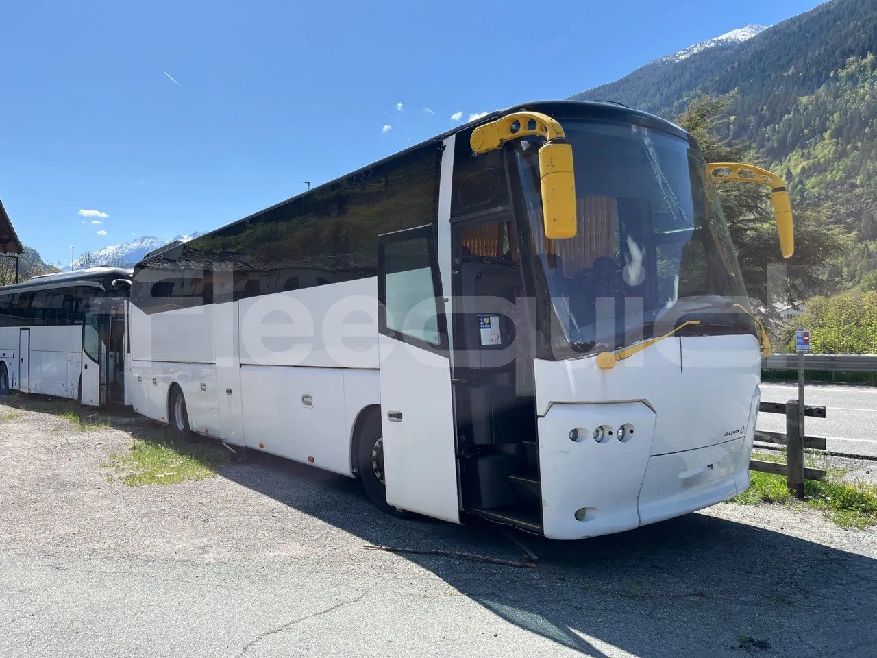 Bundle di 2 mezzi Bova B V - Magiq Guangtong - Guangtong G - Coach: picture 1 Bundle di 2 mezzi Bova B V - Magiq Guangtong - Guangtong G - Coach: picture 1