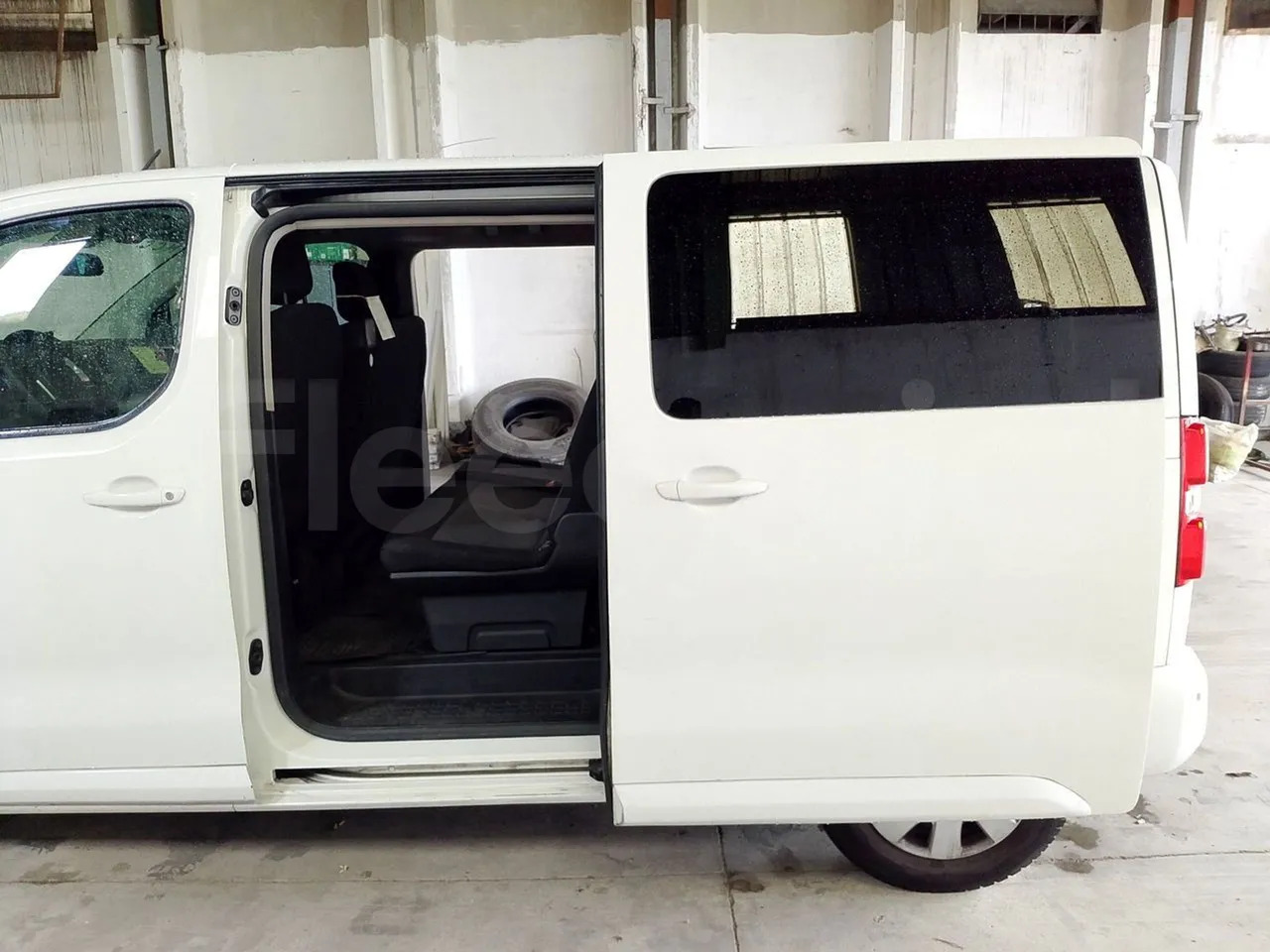 Minibus, Passenger van Citroën Spacetourer: picture 16