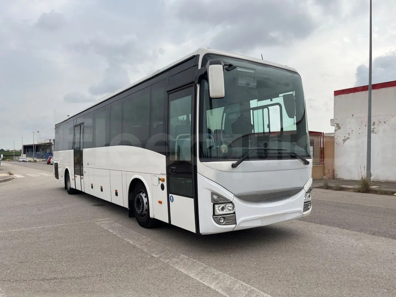 Iveco Crossway - Suburban bus: picture 1 Iveco Crossway - Suburban bus: picture 1