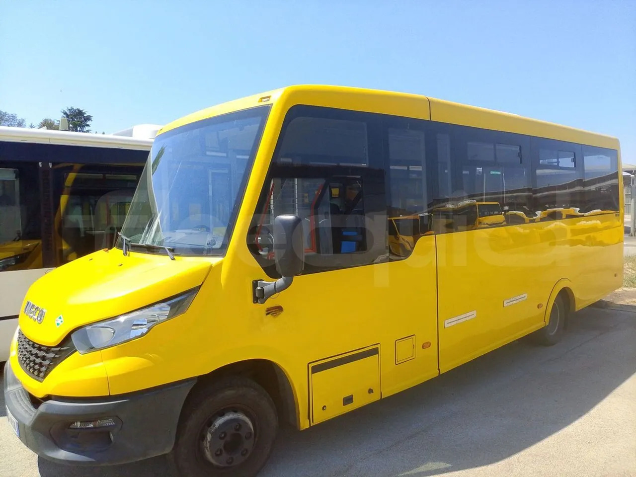 Iveco Indcar - School bus: picture 4 Iveco Indcar - School bus: picture 4